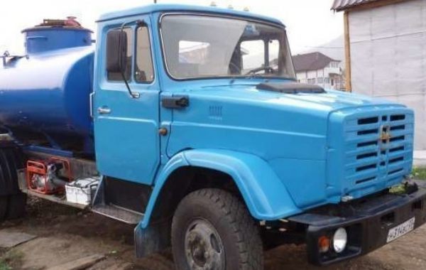 Доставка питьевой чистой воды цистерной. Авто ЗИЛ - Прохладный, заказать или взять в аренду