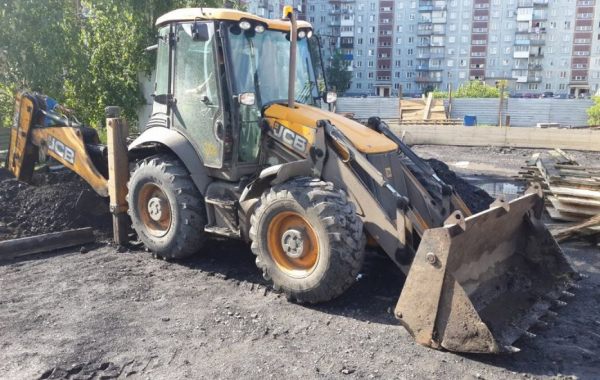 Услуги спецтехники для разравнивания грунта и насыпи - Нальчик, цены, предложения специалистов