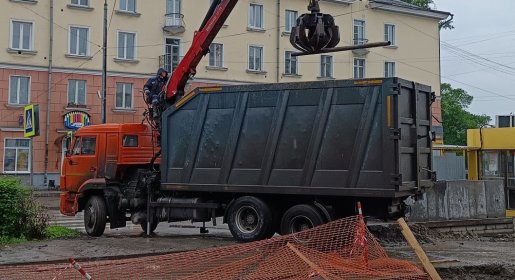 Ломовоз Услуги ломовозов от 2500 руб/час за смену взять в аренду, заказать, цены, услуги - Советское