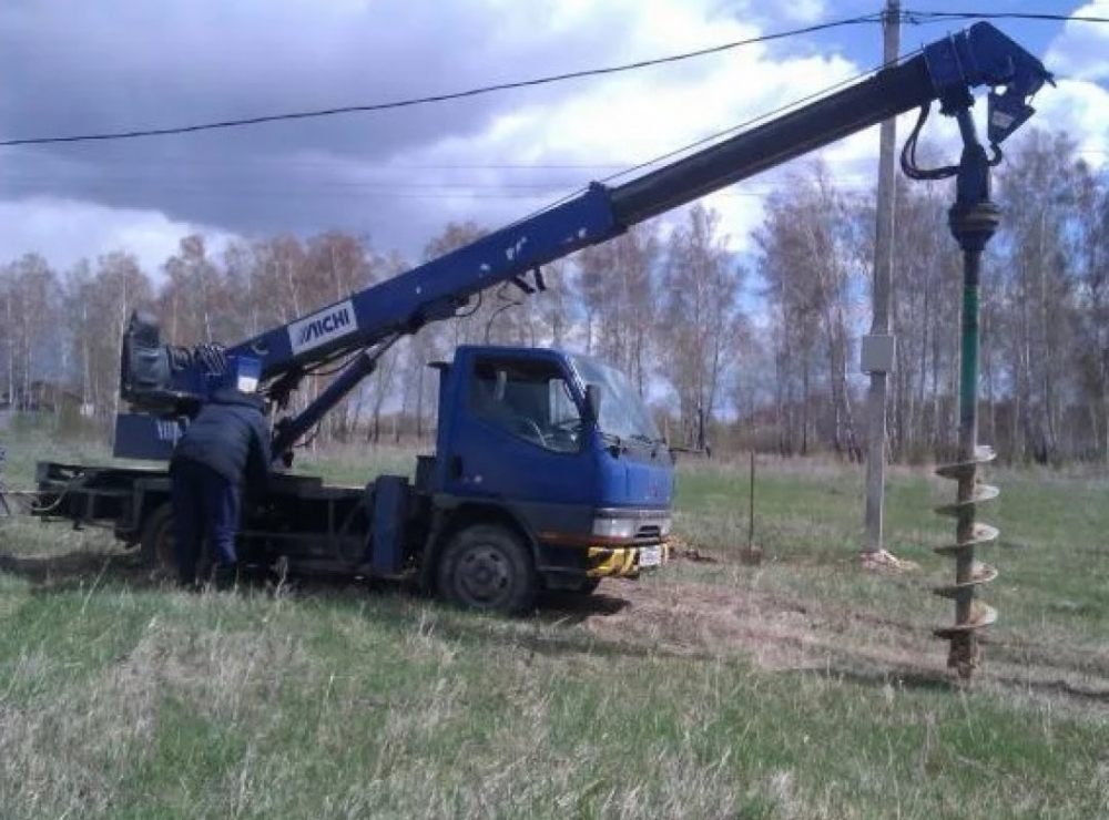 Буроям Mitsubishi Canter с буровой установкой взять в аренду, заказать, цены, услуги - Нальчик