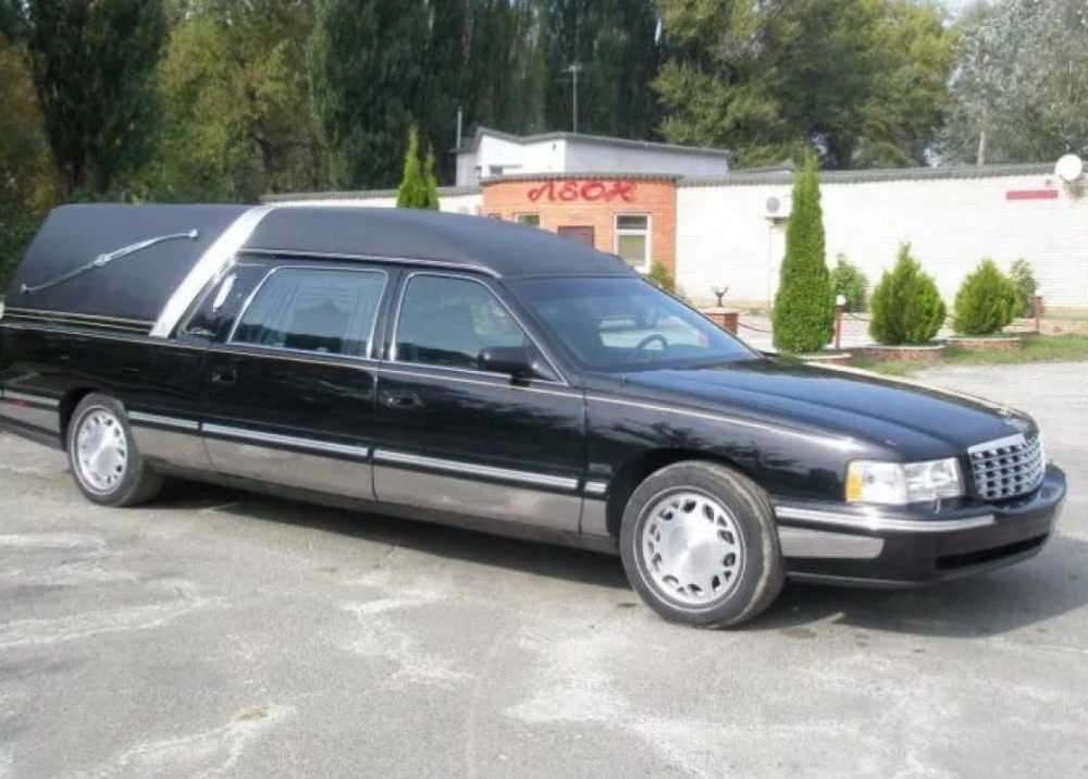 Катафалк Cadillac DeVille взять в аренду, заказать, цены, услуги - Нальчик
