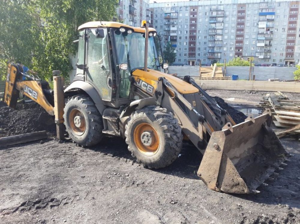 Услуги спецтехники для разравнивания грунта и насыпи стоимость услуг и где заказать - Нальчик