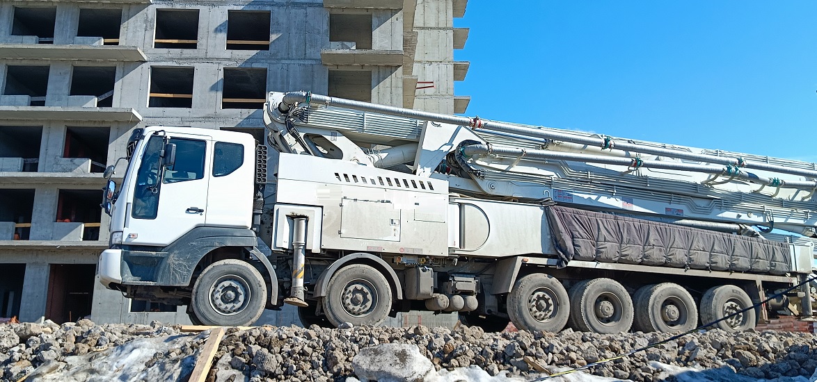 Услуги и заказ бетононасосов для заливки бетона в Кабардино-Балкарии